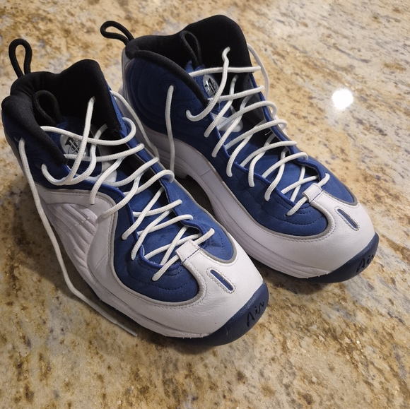 MEN'S SIZE 9 U.S. NIKE AIR PENNY 2 - Picture 1 of 3